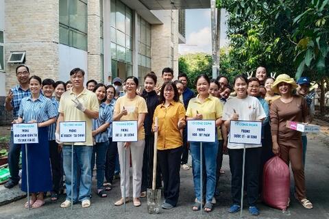 Trung tâm Kiểm nghiệm Thuốc, Mỹ phẩm, Thực phẩm phát động phong trào "Xây dựng đơn vị xanh-sạch-đẹp"